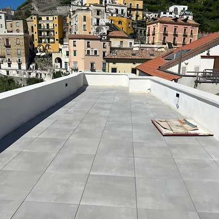 Marefuori Apartment